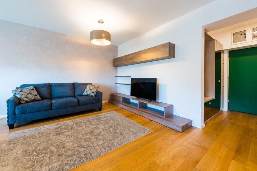 Apartament cu 2 camere decomandat în Aviației