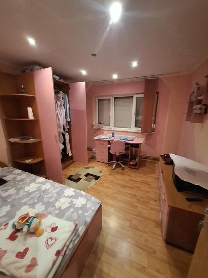 Apartament cu 2 camere decomandat în Govândari