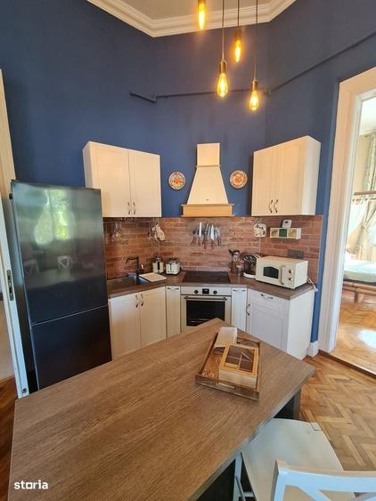 Apartament cu 3 camere în Ultracentral