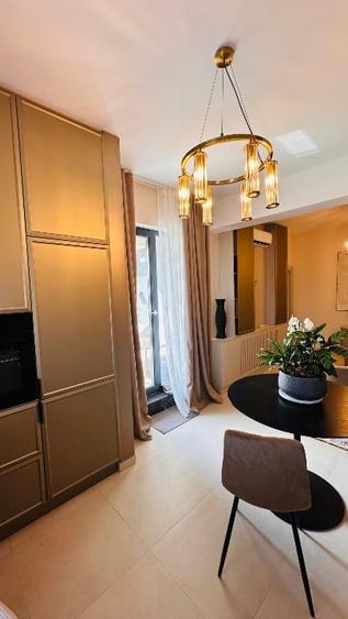 Apartament cu 3 camere, mobilat în Nord
