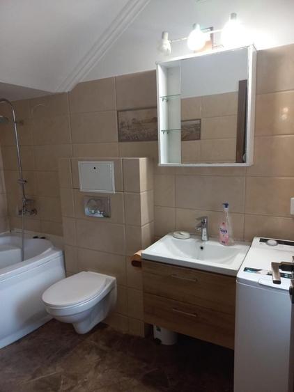 Apartament cu 3 camere decomandat în Ultracentral