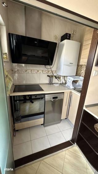 Parcare Privata-Zona Centrala-Masina de Spalat Vase - 1
