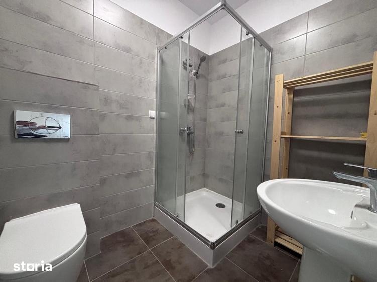 Apartament cu 3 camere în Ștefăneștii de Jos