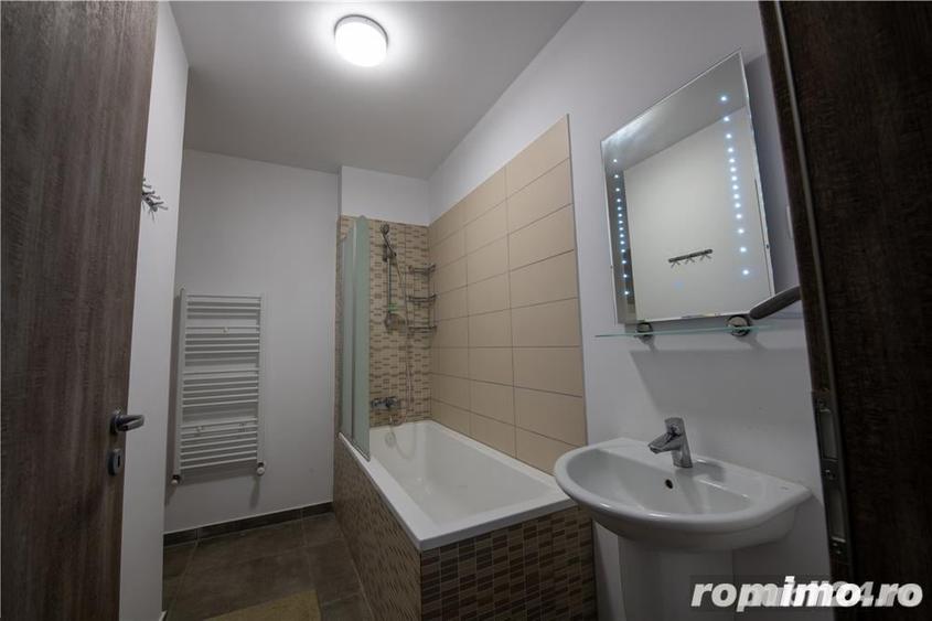 Apartament cu 3 camere decomandat în Soarelui
