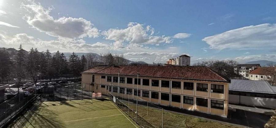 Apartament cu 2 camere decomandat în Drumul Carului