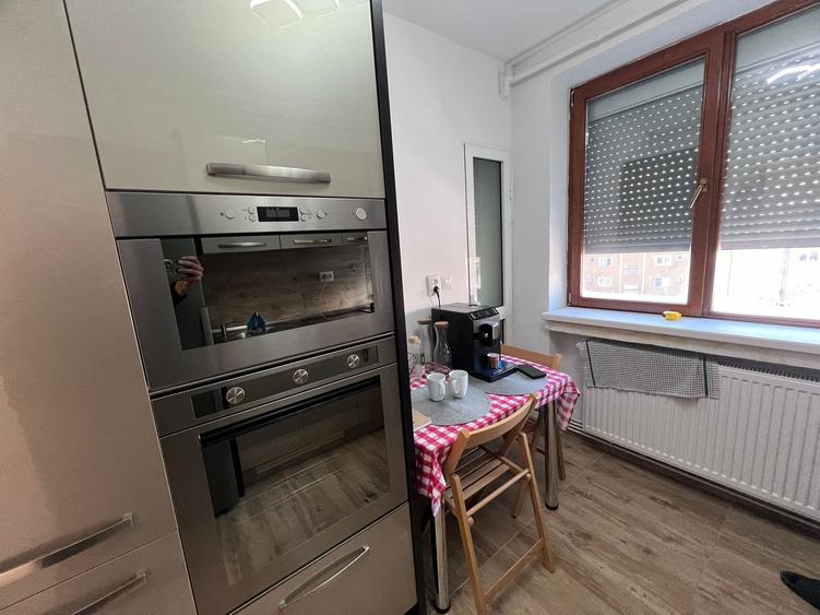 Apartament cu 2 camere semidecomandat în Ultracentral