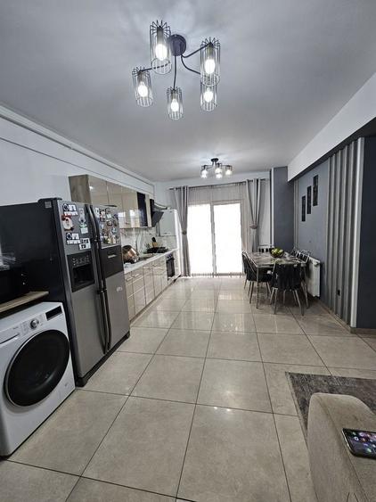 Apartament cu 3 camere decomandat, mobilat în Baciu