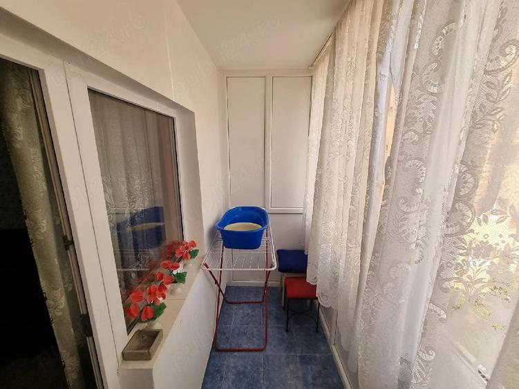Proprietar inchiriez ap 2 cam zona Lipovei - 2