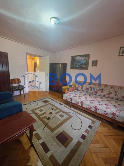 Apartament cu 2 camere semidecomandat, mobilat în Nord