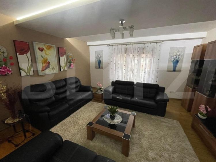 Casă individuală cu 6 camere cu Canalizare în Semicentral