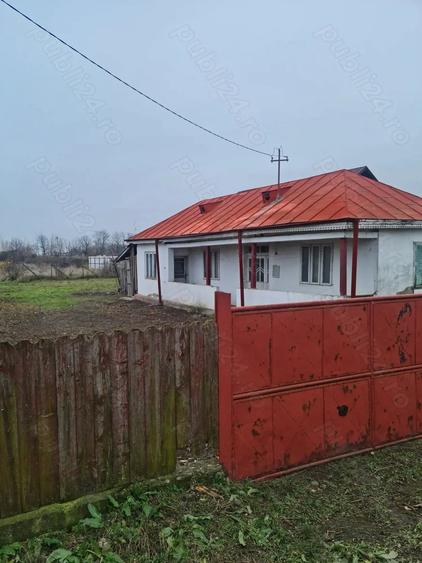 Casă în Garoafa