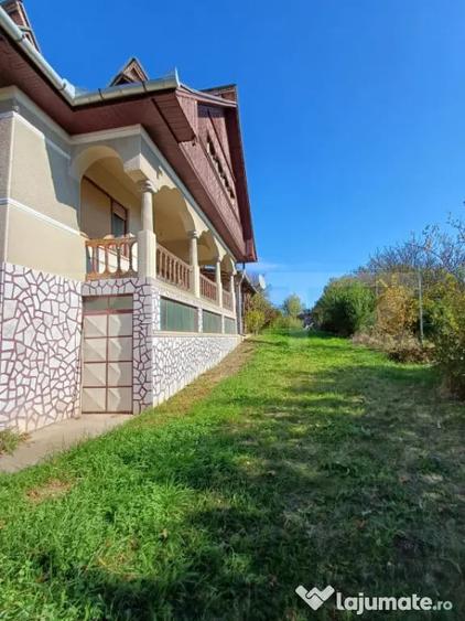 Casă cu 3 camere cu Teren 11508 Mp în Copăceni