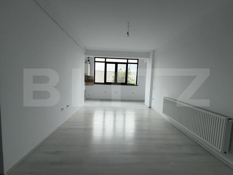 Apartament cu 3 camere decomandat în Burdujeni