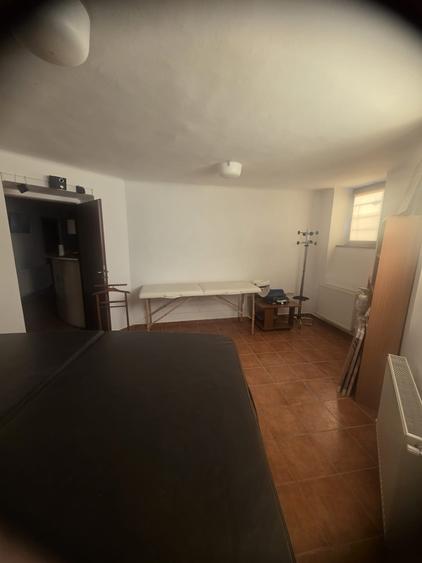 Apartament cu 3 camere decomandat în Universitate