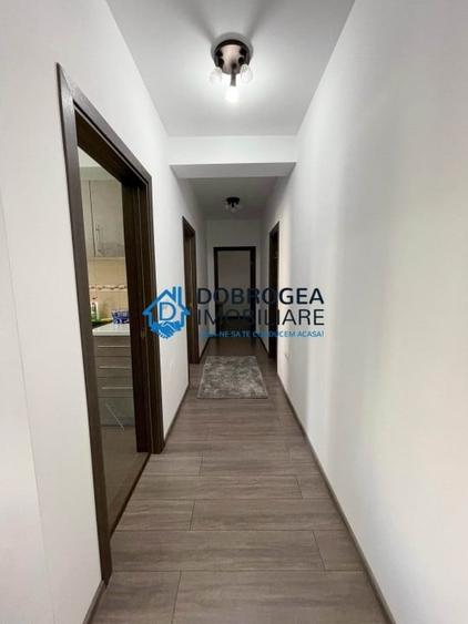 Apartament cu 3 camere decomandat, mobilat în C5