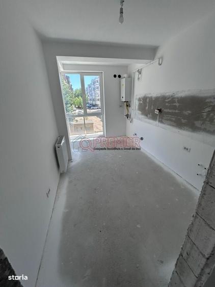 Apartament cu 4 camere decomandat în Central
