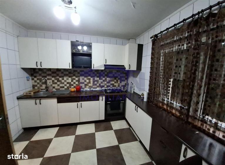 Apartament cu 2 camere în Decebal