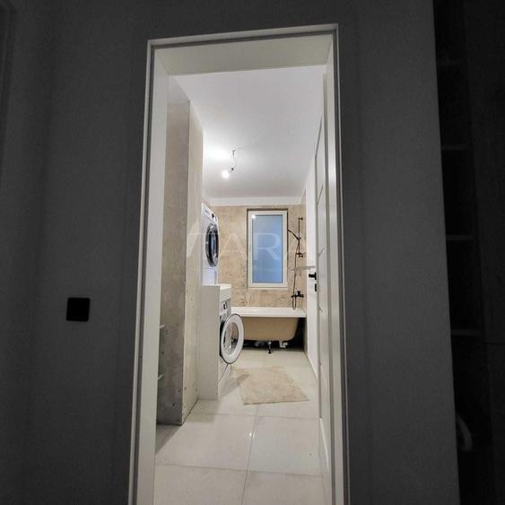 Apartament cu 3 camere decomandat, mobilat în Sânnicoară
