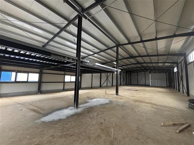 Spațiu industrial, de 600 mp, în Ștefăneștii de Jos