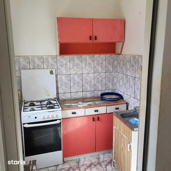 Garsonieră decomandată în Șega