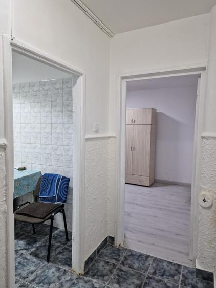 Apartament cu 2 camere decomandat în Exterior Vest