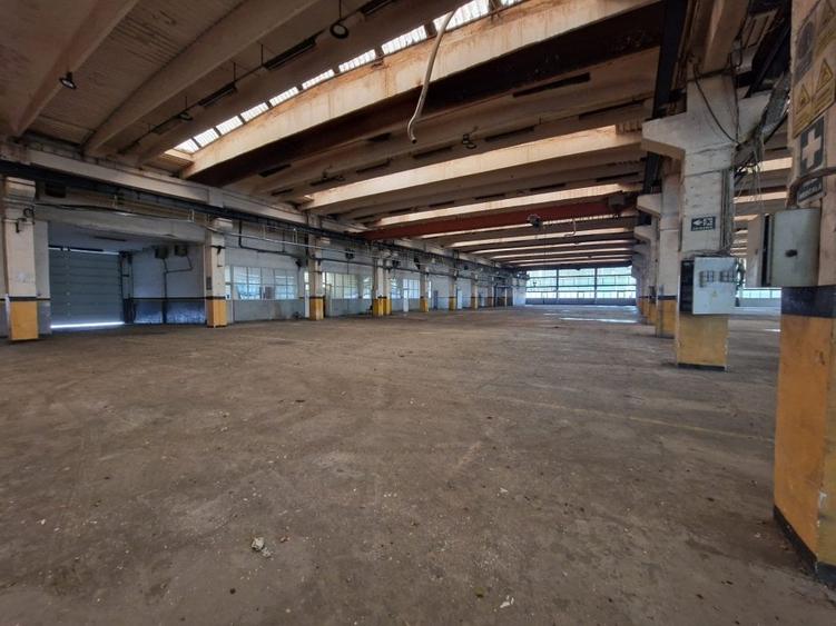 Spațiu industrial, de 1,000 mp, în Tătărași