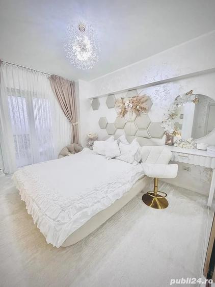 Apartament cu 3 camere semidecomandat în Tătărași