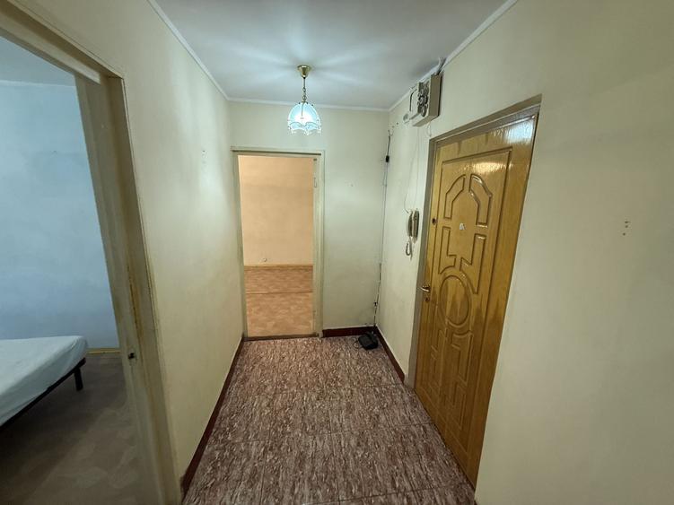 Apartament cu 2 camere decomandat în Anda