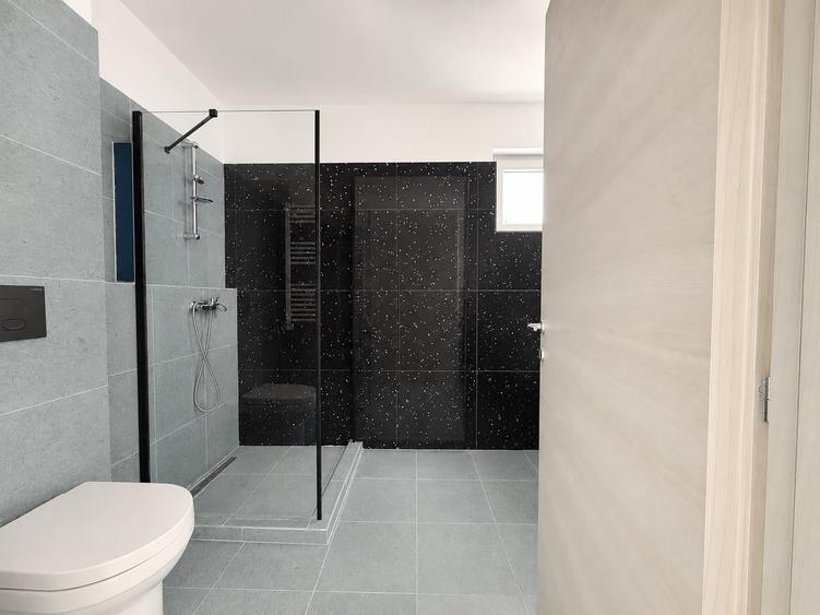 Apartament cu 2 camere decomandat în Năvodari