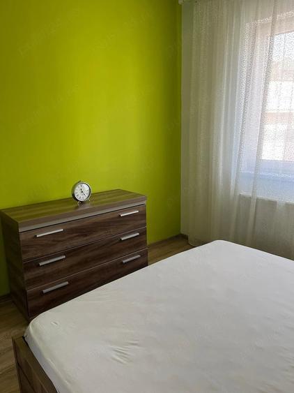 Apartament cu 2 camere semidecomandat în Giroc