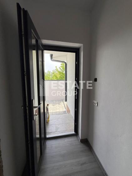Duplex cu 3 camere cu Canalizare în Moșnița Veche
