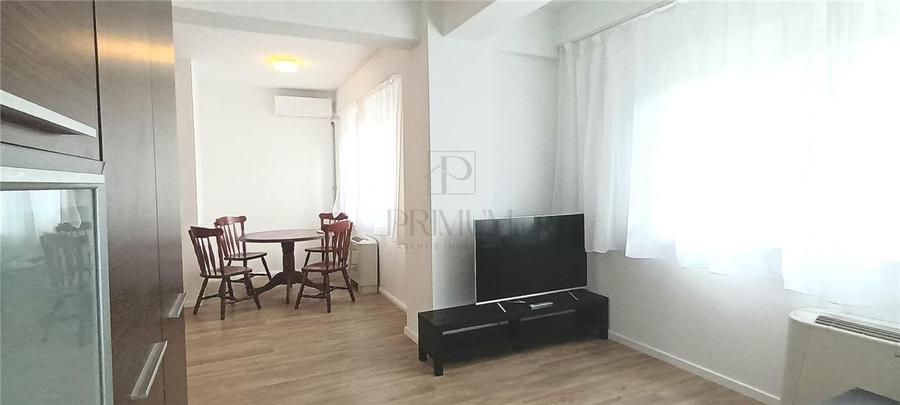 Apartament cu 2 camere decomandat, mobilat în Torontalului
