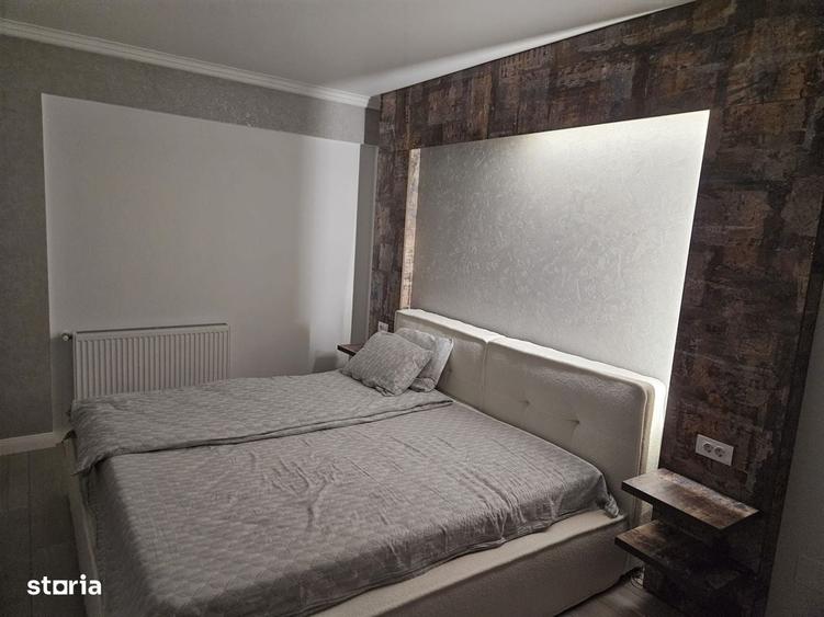 Apartament cu 3 camere în Triaj
