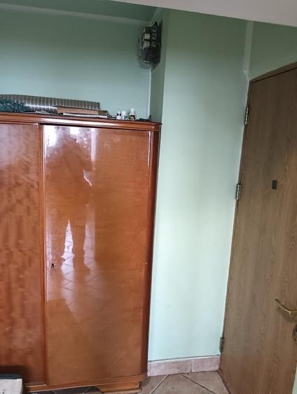 Apartament cu 3 camere decomandat în Rahova
