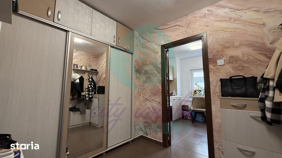 Vand apartament 2 camere metrou obor in fata blocului - 4