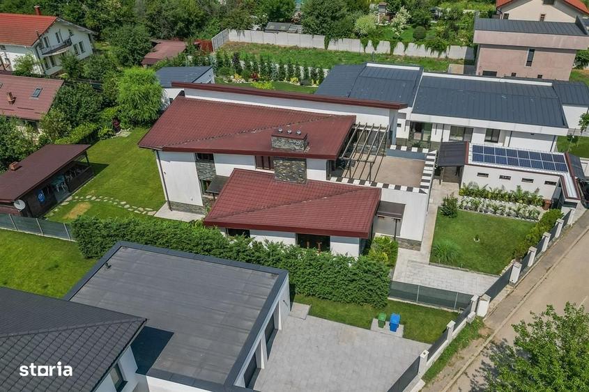 Casă cu 4 camere în Dumbrăveni