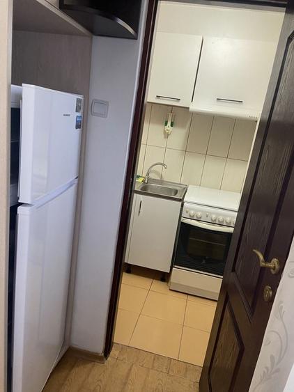 Inchiriez apartament 2 CAMERE,CONSTANTA, zona Scoala gimnaziala nr. 8, incepand cu luna octombrie - 6