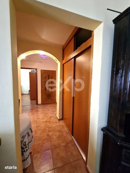 Apartament cu 3 camere în Ulmi