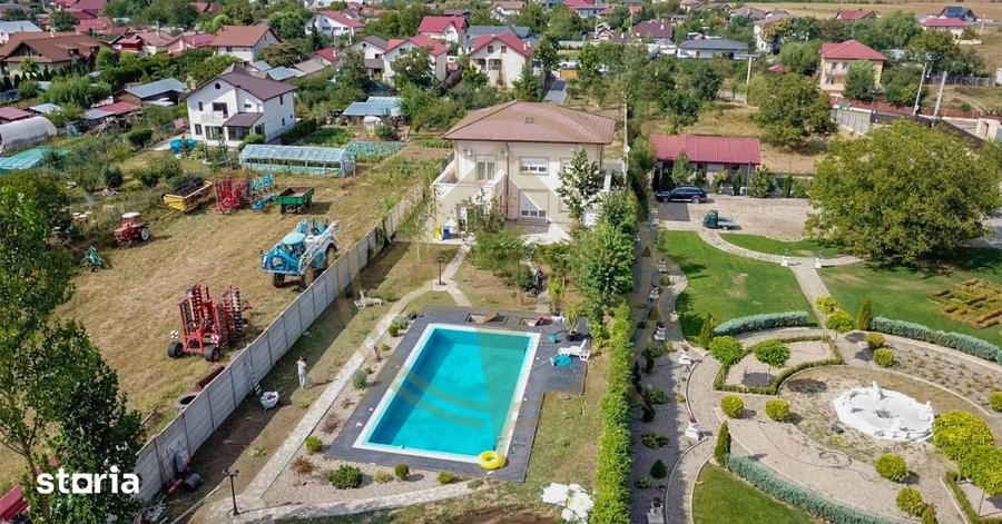 Casă cu 7 camere cu Teren 3000 Mp în Corbeanca