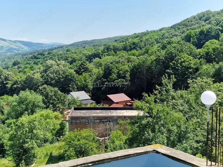 Teren de 600 mp, în Central
