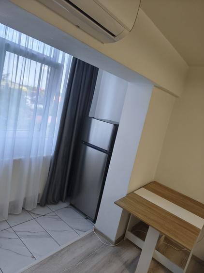 Inchiriez garsoniera ,zona Milan etaj 3 ,complet renovata /contract - 3