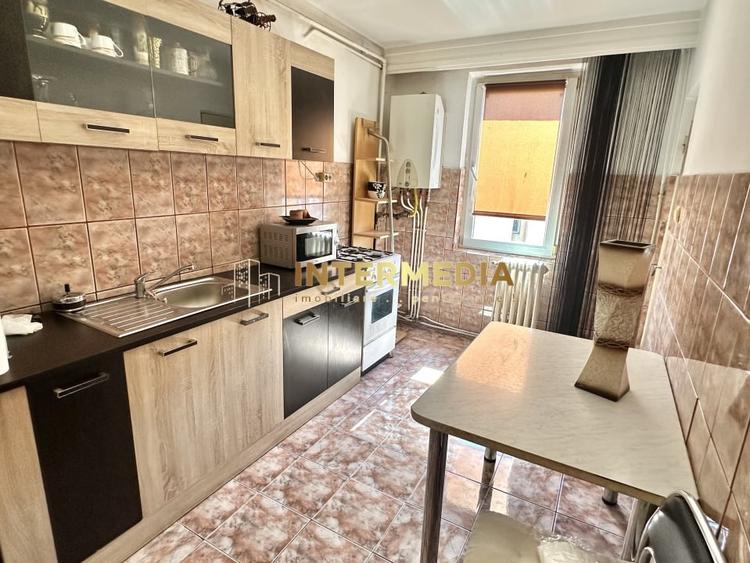 Apartament cu 2 camere semidecomandat, mobilat în Ampoi 1