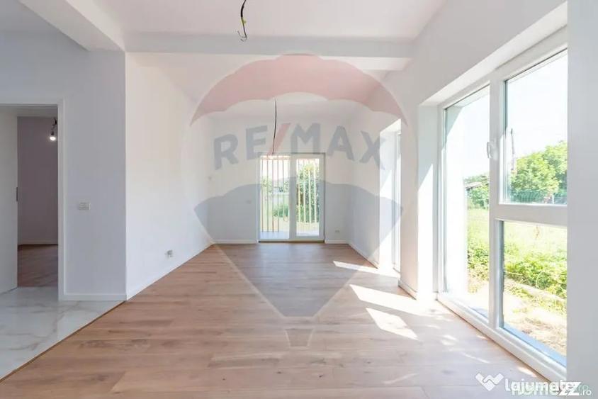 Casă cu 4 camere cu Teren 450 Mp în Săbăreni