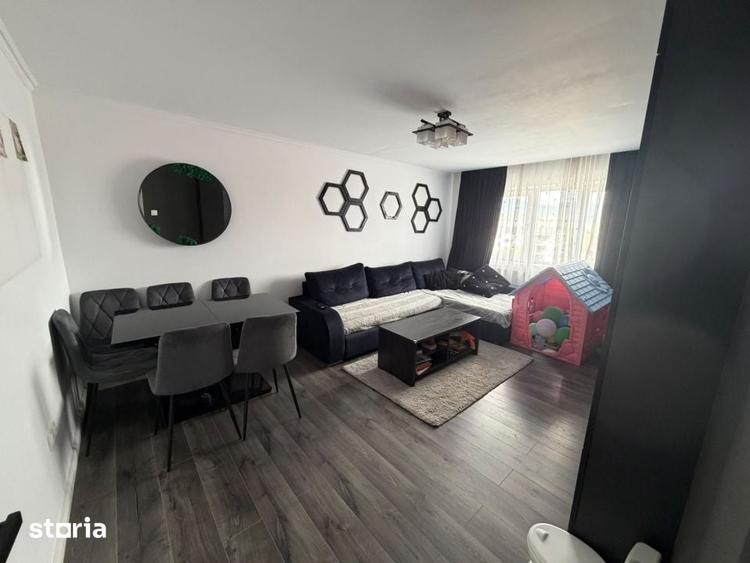 Apartament cu 3 camere în Vasile Alecsandri
