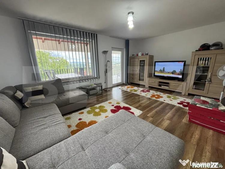 Casă cu 4 camere cu Teren 1602 Mp în Aghireș
