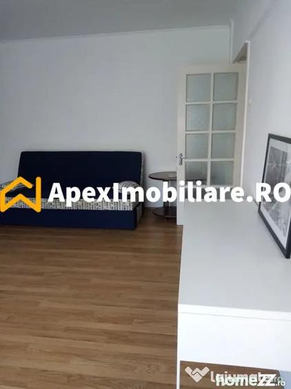 Apartament cu 2 camere decomandat, mobilat în P-ța Muncii