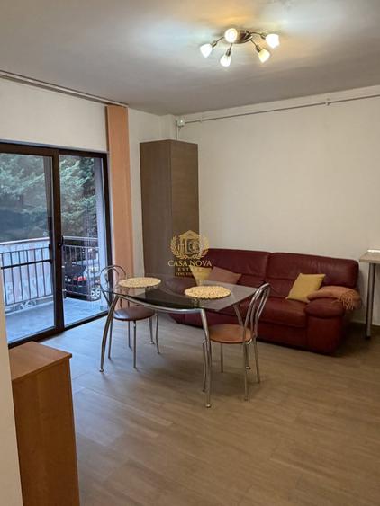 Apartament cu 3 camere decomandat, mobilat în Zorilor
