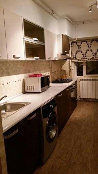 Apartament cu 2 camere decomandat în E3