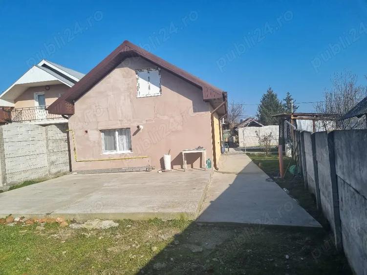 Casă cu 3 camere cu Teren 120 Mp în Sud