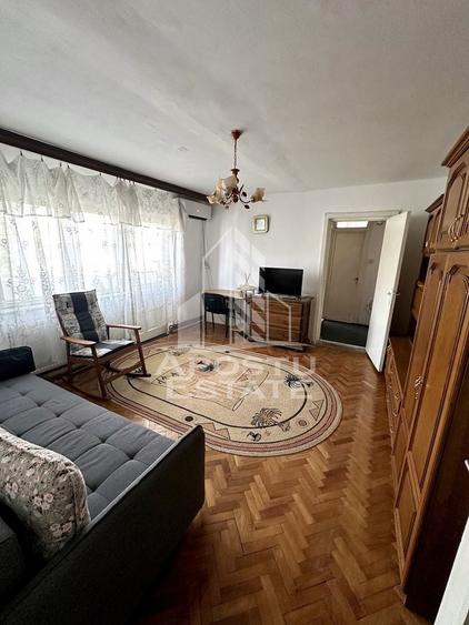 Apartament cu 2 camere semidecomandat, mobilat în Freidorf